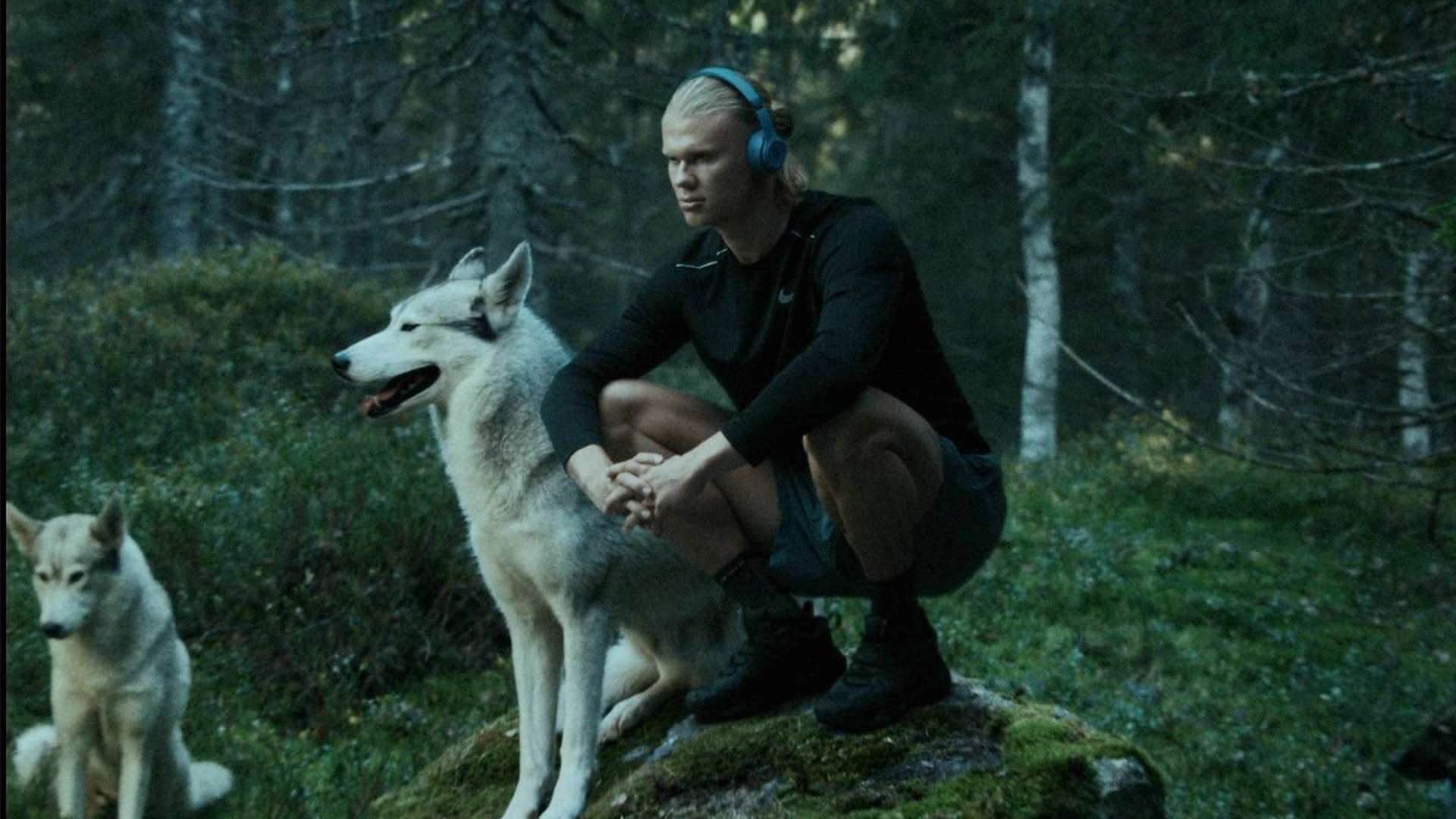 英超第28輪曼城4-1曼聯 德布勞內2射1傳馬赫雷斯梅開二度.